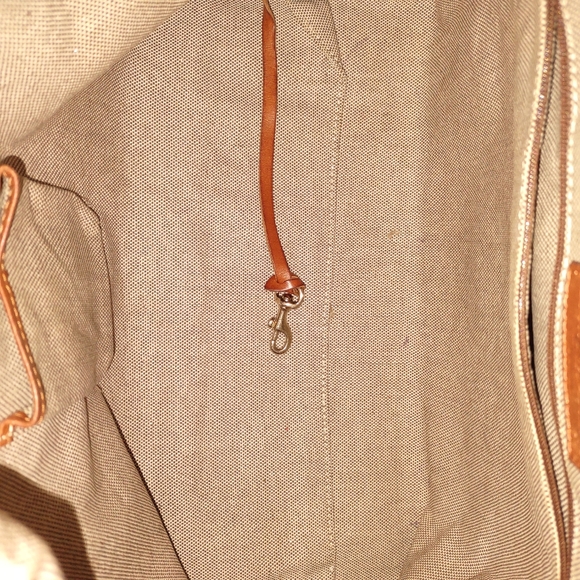 Dooney & Bourke Shoulder Bag White/Brown LG * BLACK FRIDAY SPECIAL - Picture 15 of 16